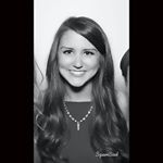 Profile Picture of Megan McLoud (@meganreadsandreads) on Instagram