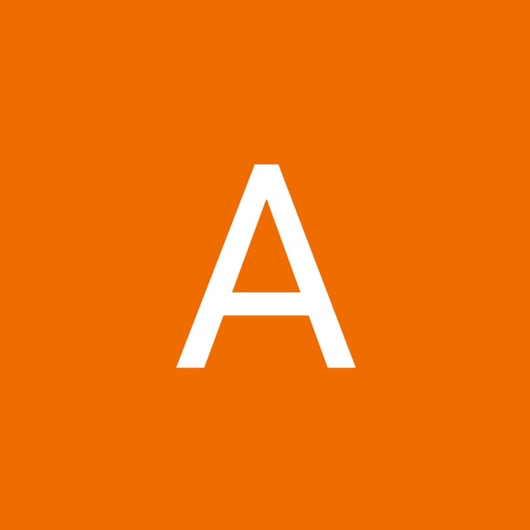 Profile Picture of Adam Graybeal (@adamgraybeal82) on Poshmark