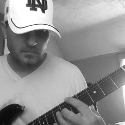 Profile Picture of Dave Simmers (@vanillawillis) on Twitter