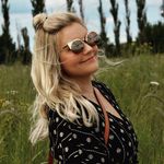 Profile Picture of Michelle Banuelos (@thefineupward) on Instagram