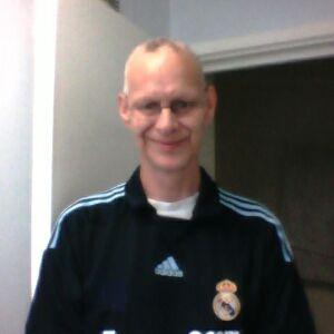 Profile Picture of Robert Amor (@amorrobert36) on Twitter