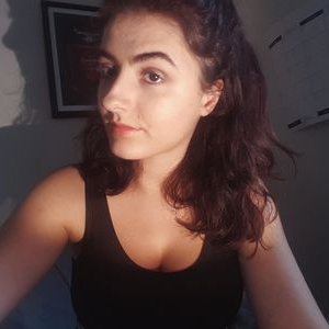Profile Picture of Elena Tenekes (@ElenaTenekes) on Twitter