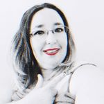 Profile Picture of Lily Gosset (@lilygosset) on Instagram