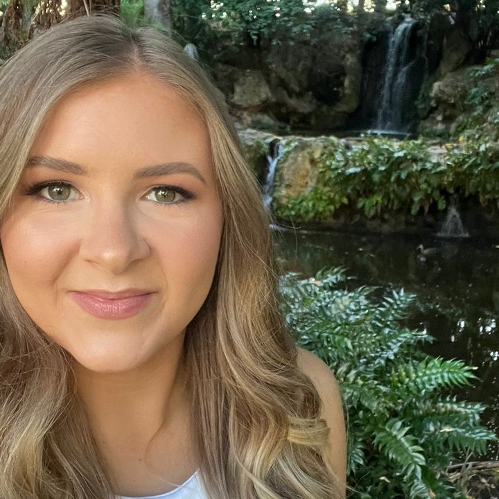 Profile Picture of Amber Hurst (@ambahurst) on Tiktok