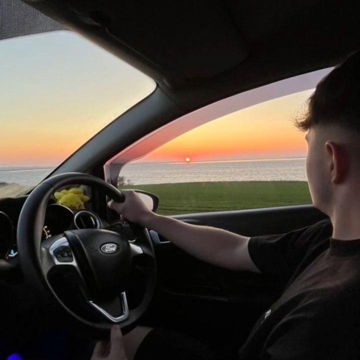 Profile Picture of _adamhornsby (@_adamhornsby) on Tiktok