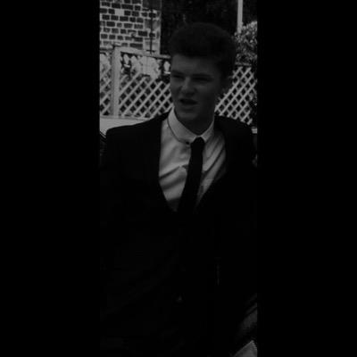 Profile Picture of Carl (@carlhannan1998) on Twitter