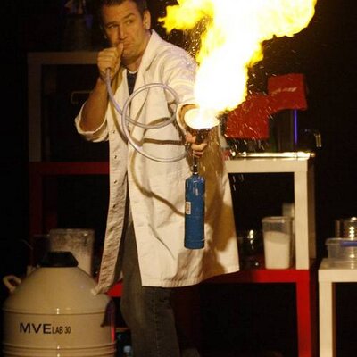 Profile Picture of David Lampard (@TheScienceGeek) on Twitter