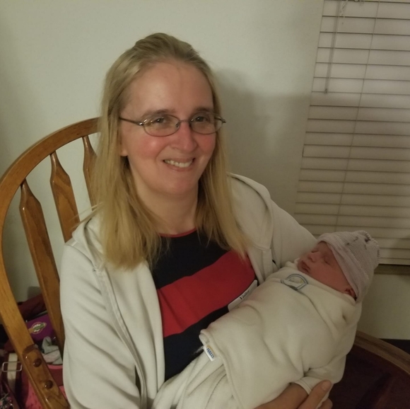 Profile Picture of Polly Hruza (@pollyhruza) on Poshmark