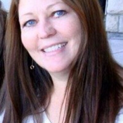 Profile Picture of Paula Douglas (@PaulaDouglasArt) on Twitter