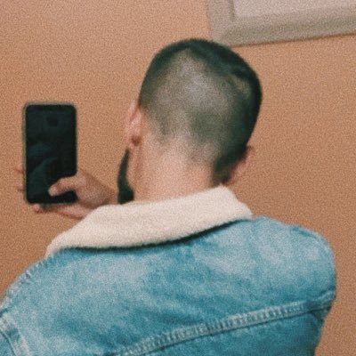 Profile Photo of Chris Santiago (@chrissvntiago) on Twitter