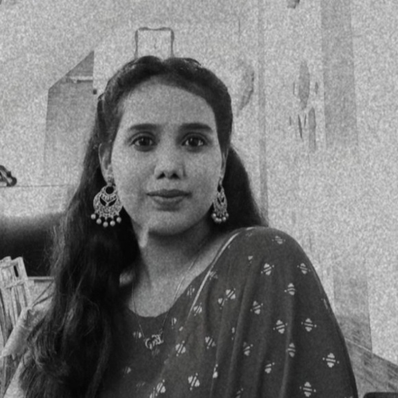 Profile Picture of Khushi Chapherkar (@kchapherkar) on Poshmark