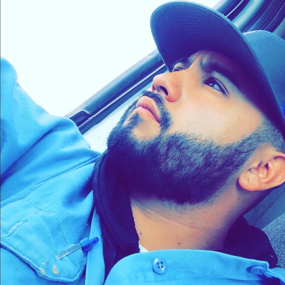 Profile Picture of Ray Munoz (@munozray1) on Poshmark