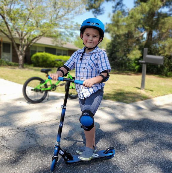 Profile Picture of Xavier Ross (@xavierross18) on Poshmark