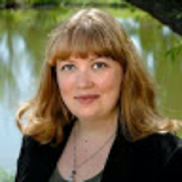 Profile Picture of Julia Brazell (@julzbraz) on Poshmark