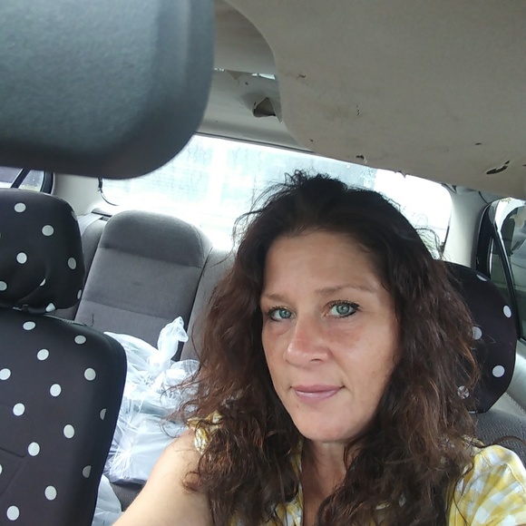 Profile Picture of Lisa Noriega (@noriega94509) on Poshmark