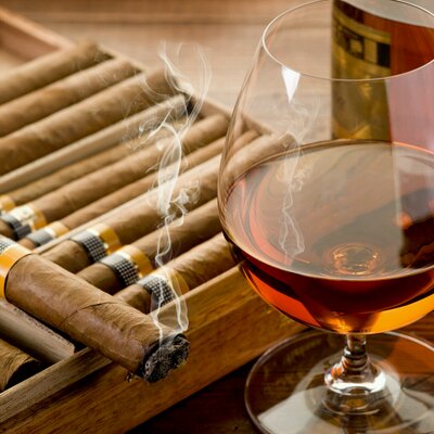 Profile Picture of Dustin Russ (@thedruss) on Twitter