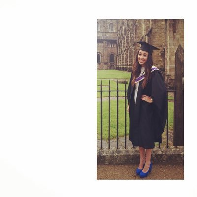Profile Picture of Taylor Craven (@misscclassroom1) on Twitter