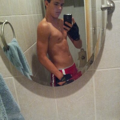 Profile Picture of Adam Rambo (@a19rambo) on Twitter