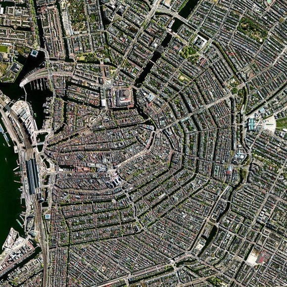 Profile Picture of Rida Rida (@ridabourji) on Poshmark