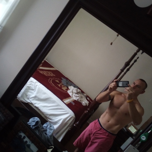 Profile Picture of Brian Honeycutt (@brian2020109) on Poshmark