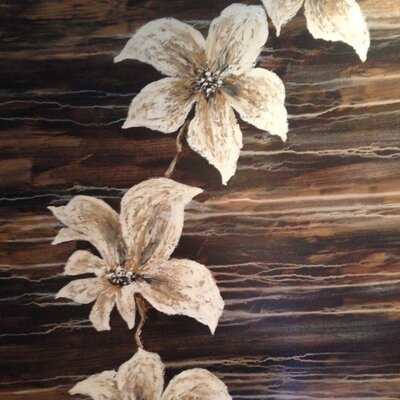 Julia Borrelli - Twitter Profile Picture of Julia Borrelli (@BorrelliJulia) on Twitter