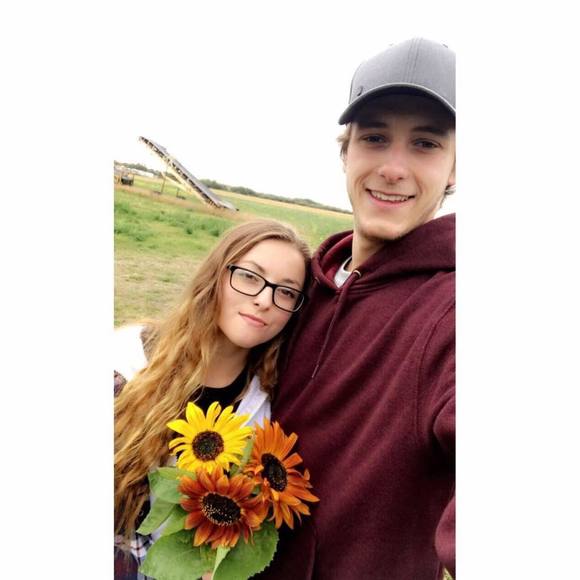 Profile Picture of Harmony Myshak (@harmonyisawesom) on Poshmark