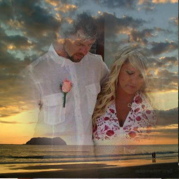 Profile Picture of Jamie Halstad (@jamie_halstad) on Poshmark