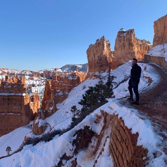 Profile Picture of Tom Murray (@tjm462) on Poshmark