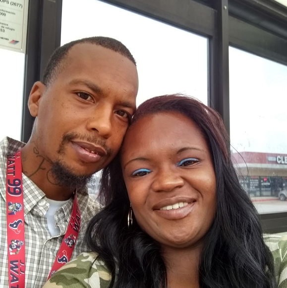 Profile Picture of Latanya Demouy (@sexyblak36) on Poshmark