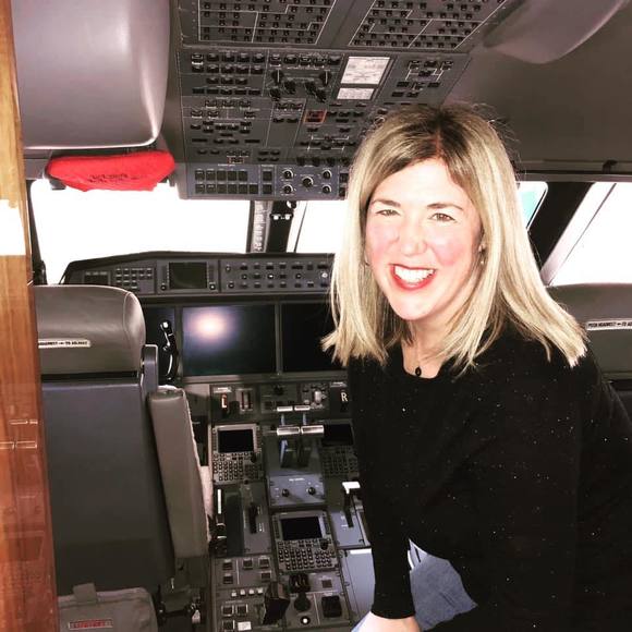 Profile Picture of Jennifer Stillwagon (@jthewagon) on Poshmark