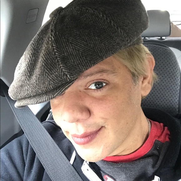 Profile Picture of Joe Otis (@jotis1) on Poshmark