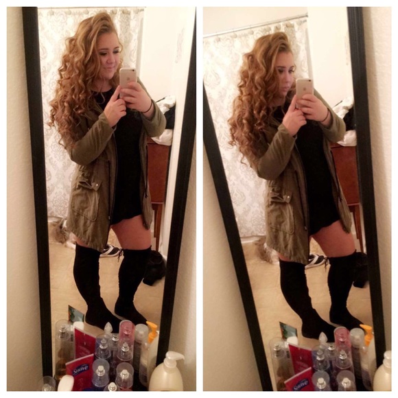 Profile Picture of Paige Swafford (@princesspaige8) on Poshmark