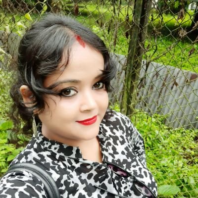 Profile Picture of Piyali S Chatterjee (@PiyaliSChatter1) on Twitter