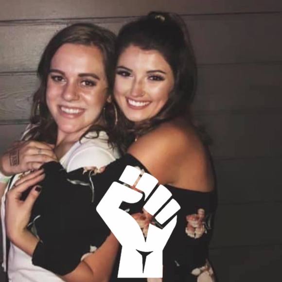 Maddie Delacroix - Poshmark Profile Picture of Maddie Delacroix (@maddie_delax) on Poshmark