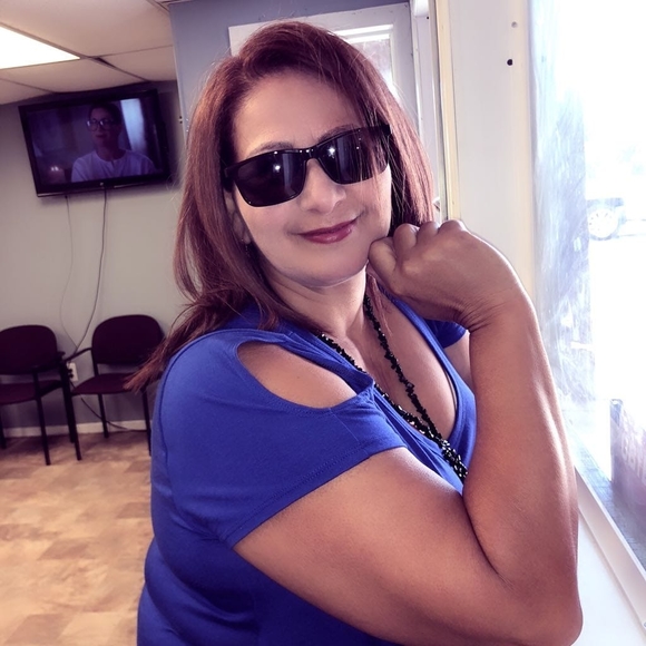Profile Picture of Maria Melendez (@lady_41_pr) on Poshmark