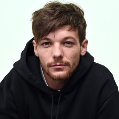 Profile Picture of Louis (@baritone1d) on Twitter