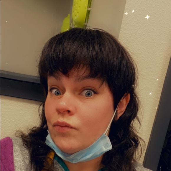 Profile Picture of Danielle Nicholson (@relientkdevoter) on Poshmark