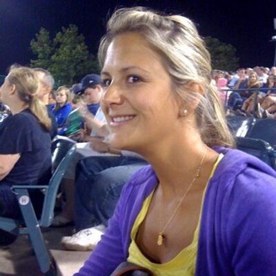 Profile Picture of Nicole O'Brien (@NicciObrien) on Twitter