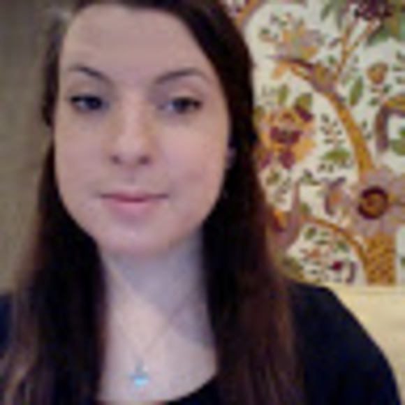 Profile Picture of Katie Sklarow (@katiesklarow) on Poshmark