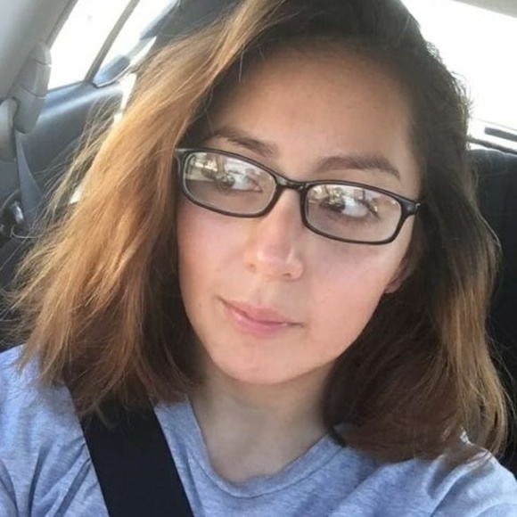 Profile Picture of Xochitl Ornelas (@xox222) on Poshmark