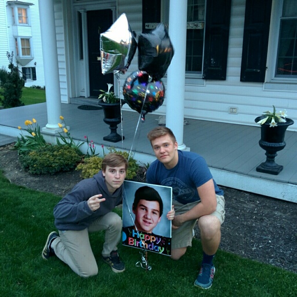 Profile Picture of Daniel Mahoney (@mahoney62) on Poshmark