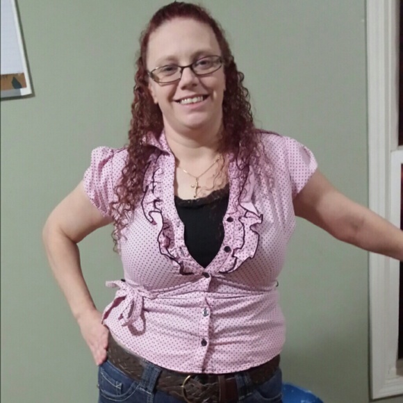 Profile Picture of Dawn Mccarthy (@dmccarrthy1114) on Poshmark