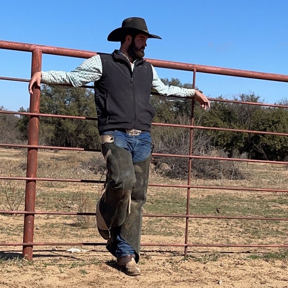 Profile Picture of Garrett Morrow (@gman4457) on Poshmark