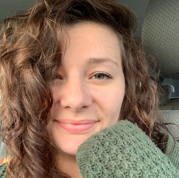 Michaelanne Depeder - Poshmark Profile Picture of Michaelanne Depeder (@mdepeder2) on Poshmark