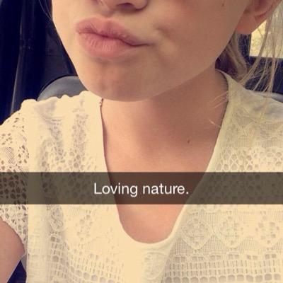 Profile Picture of emma simms (@emmagracesimms) on Twitter