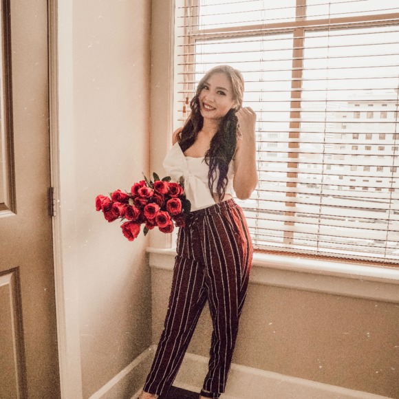 Profile Picture of Anh Luu (@girlandtheword) on Poshmark