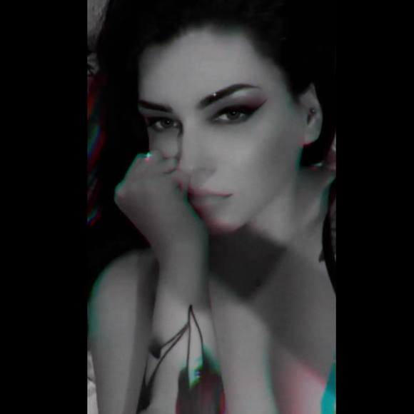 Profile Picture of Beth Palucka (@bxhepburn) on Poshmark