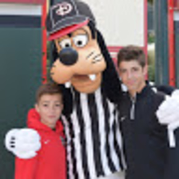 Profile Picture of Jaime Smith (@jaimelynn7280) on Poshmark