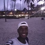 Profile Picture of Robert viveros (@viver1406) on Instagram