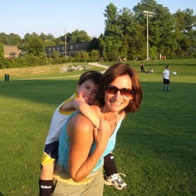 Profile Picture of Suzanne Klarer (@suzannekatlanta) on Twitter